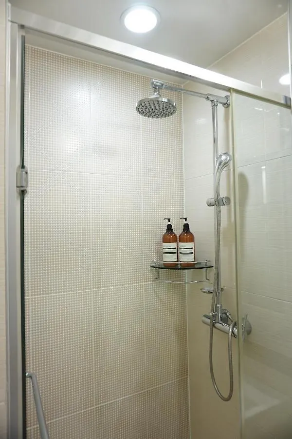 Alice Apartment Seoul